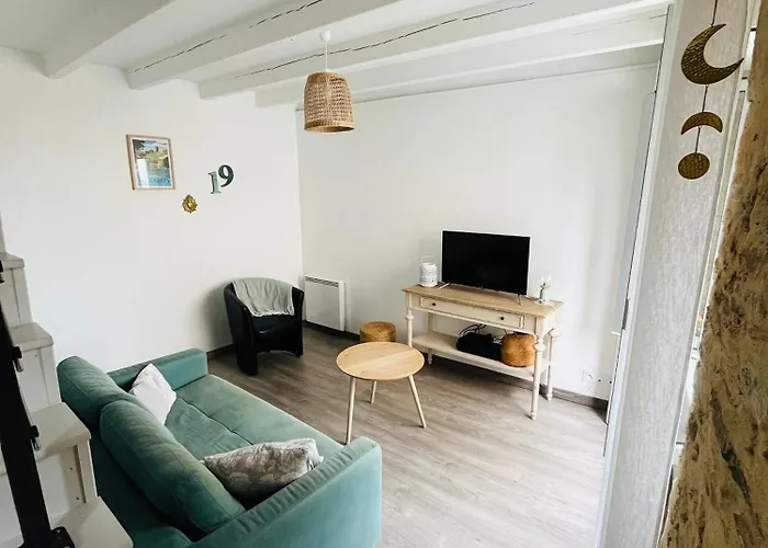Le 19 Rue **,Maison de charme proche du Puy du Fou
